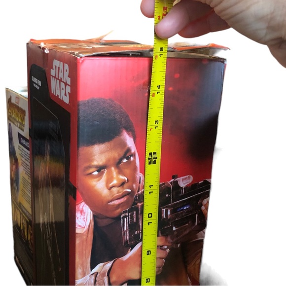 Disney Star Wars Talking Finn Action Figure - Picture 3 of 7